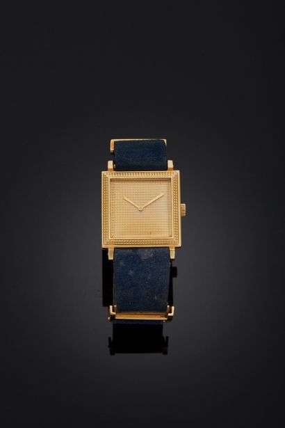 BOUCHERON, Paris Modèle Reflet.
Montre-bracelet de dame en or jaune 750 mm, boîte...