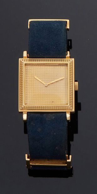 BOUCHERON, Paris Modèle Reflet.
Montre-bracelet de dame en or jaune 750 mm, boîte...