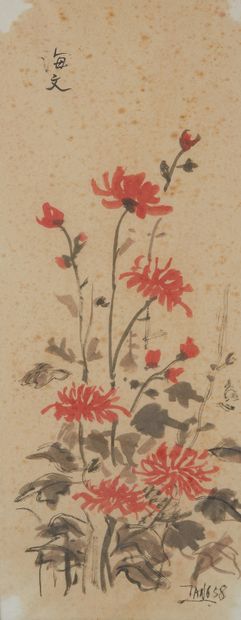 CHINE, XXe siècle Peinture à l'encre et couleurs sur papier, à décor de fleurs de...