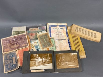 null Set of French and foreign banknotes (used condition)

Joint a small album of...