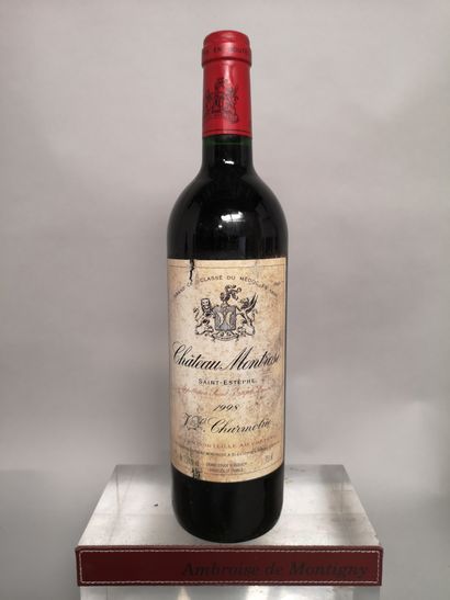 null 1 bouteille Château MONTROSE - 2e Gcc Saint Estèphe 1998 

Étiquette tachée...