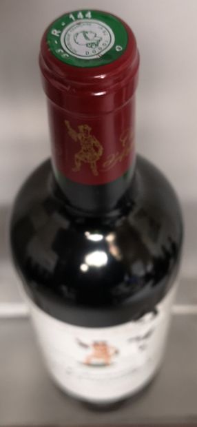 null 1 bouteille Château D'ARMAILHAC - 5e Gcc Pauillac 2018 

Étiquette abîmée.