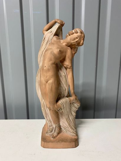 null CORMIER

Statuette in terra cotta representing a naked woman with drapery. 

Around...