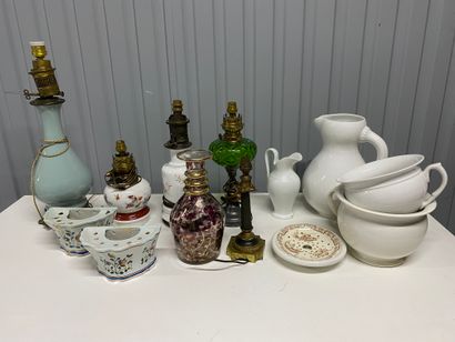 null Set of porcelain including lamp bases, jugs and various.