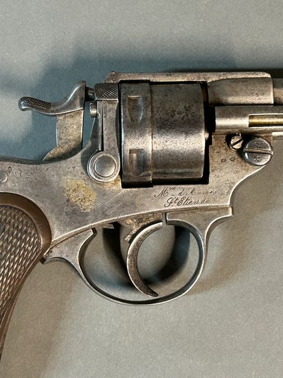 null Revolver Chamelot-Delvignes modèle 1873 d’officier de Marine.

Calibre 11mm...