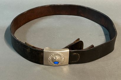null Belt and belt holder WWII period.

Plate with the motto "Gott Mit Uns".

Black...