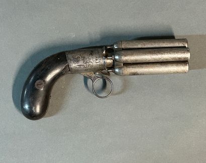null Revolver pepperbox Mariette, with 5 barrels with rotary percussion.

Carcass...