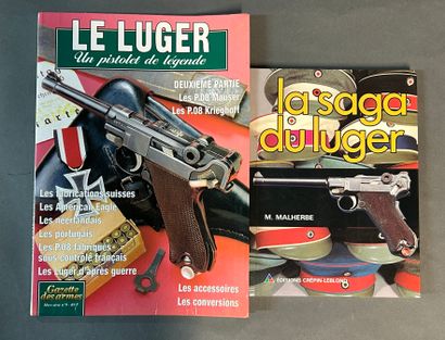 null Deux ouvrages sur le Luger.
(traces d'usures).
