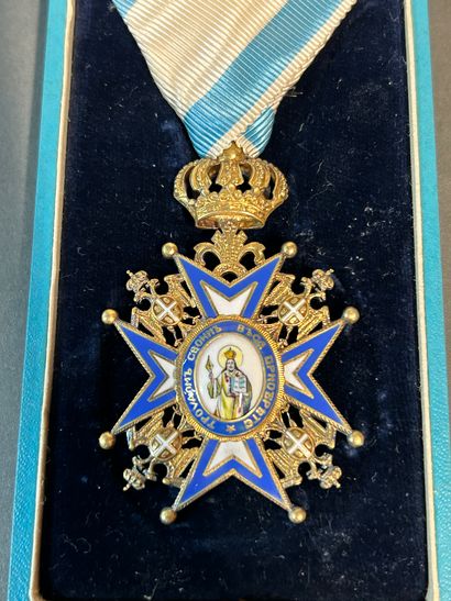 null Serbie, Ordre de Saint Sava.

Croix de chevalier émaillée avec ruban et écrin...