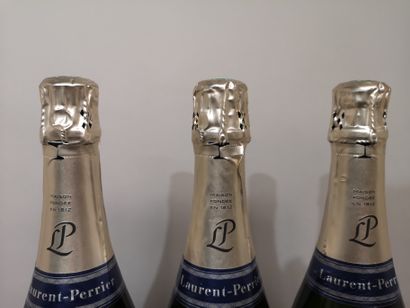 null 3 bouteilles CHAMPAGNE LAURENT PERRIER Ultra Brut Nature