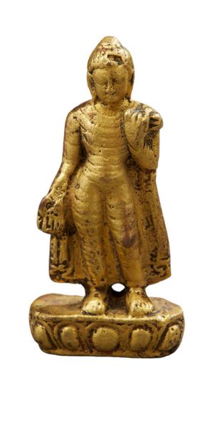 CHINE Pour datation bouddha en bronze de patine doré reposant debout en tribanga...