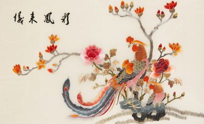 CHINE Ensemble comprenant une peinture sur tissu représentant deux lettrés, et deux...