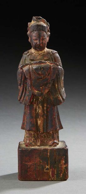 CHINE, VIETNAM XIXe siècle Petit sujet en bois sculpté représentant un dignitaire...