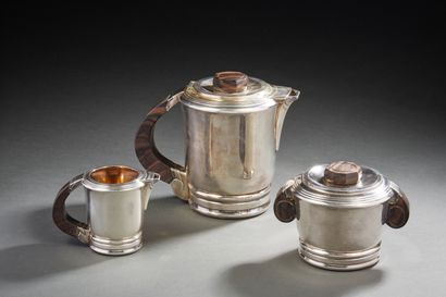 null Silver tea or coffee service composed of a coffee pot, a covered sugar bowl...