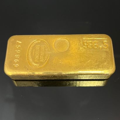 null GOLDEN LINGOT, with its issue voucher COMPAGNIE DES METAUX PRECIEUX dated June...