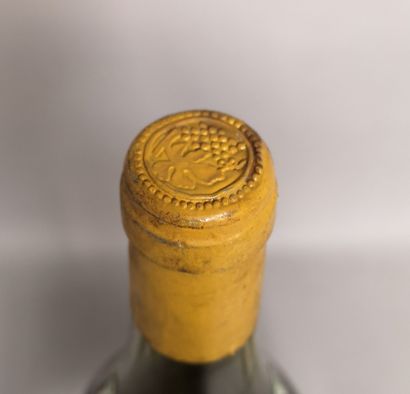 null 1 bouteille Chardonnay de JURA - Gabriel CLERC 1994 Etiquette légèrement ta...