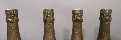 null 4 bottles CHAMPAGNE Louis ROEDERER Brut 1971 Stained labels.
