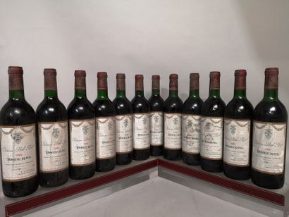 null 12 bouteilles Château BEL AIR - Pomerol 1985 Étiquettes légèrement tachées et...