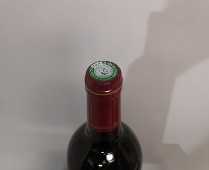 null 1 bottle BANYULS Hors d'âge Vieilli en Soléra - Domaine du MAS BLANC Label slightly...