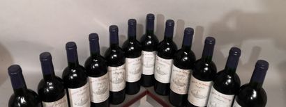 null 12 bouteilles Château LA VIOLETTE - Pomerol 1995 Étiquettes tachées et légèrement...