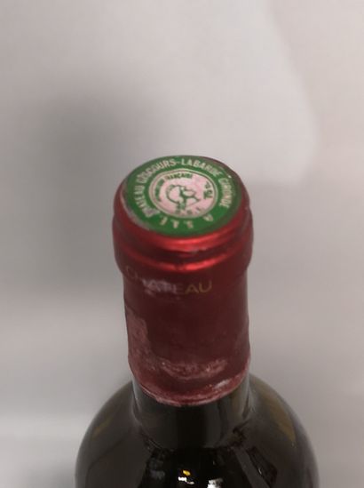 null 1 bouteille Château GISCOURS - 3e Gcc Margaux 1982 Etiquette tachée. Niveau...