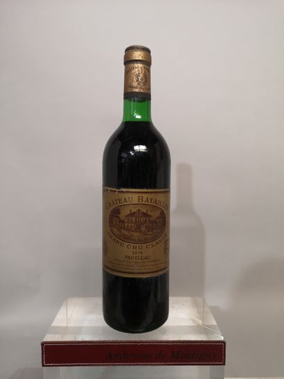 null 1 bouteille Château BATAILLEY - 5e Gcc Pauillac 1979 Etiquette légèrement abîmée....