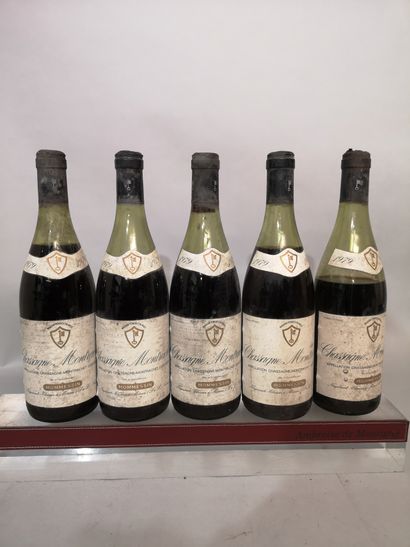 null 5 bouteilles CHASSAGNE MONTRACHET 1975 - MOMMESSIN A VENDRE EN L'ETAT