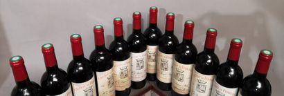 null 12 bouteilles Château de FERRAND - Saint Emilion Grand Cru 1998 En caisse bois....