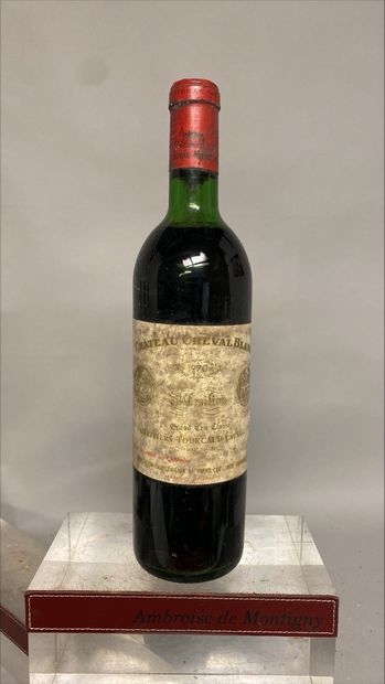 null 1 bouteille Château CHEVAL BLANC - 1er Gcc (A) Saint Emilion 1970 Étiquette...