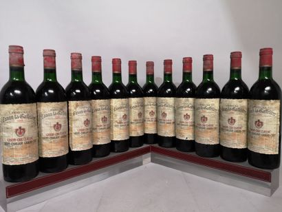 null 12 bouteilles Château CANON LA GAFFELIERE - Gcc de Saint Emilion1985 Étiquettes...