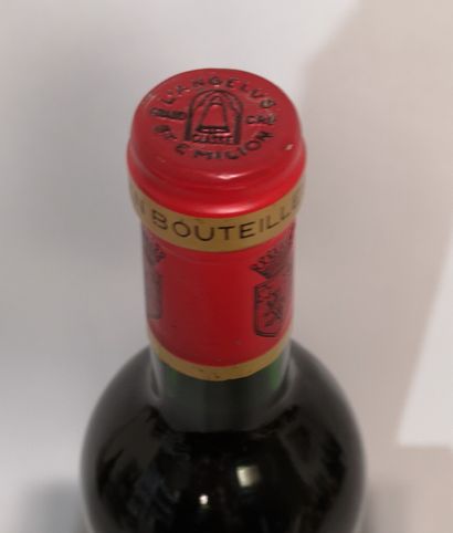 null 1 bouteille Château ANGELUS - Saint Emilion Grand Cru 1989