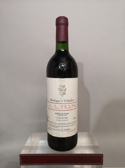 null 1 bouteille VEGA SICILIA ALIÓN - Ribera del Duero 1993 Étiquette tachée et ...