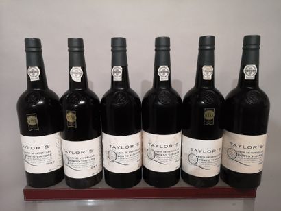 null 6 bouteilles PORTO TAYLOR'S Quinta de Vargellas 1987 Étiquettes légèrement ...