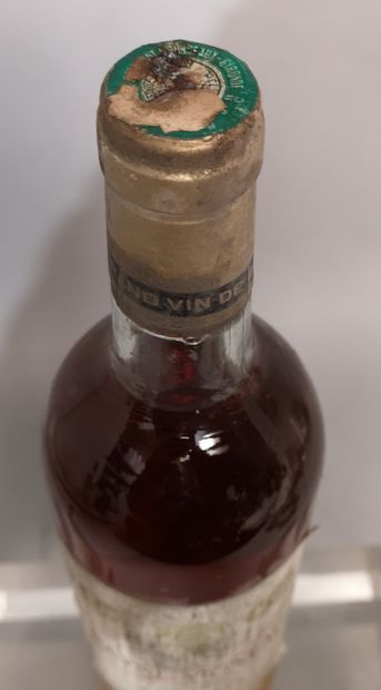 null 1 bouteille Château RAYNE-VIGNEAU - 1er Gcc Sauternes. 1974 Etiquette tachée...