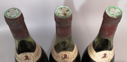null 3 bouteilles GEVREY-CHAMBERTIN 1976 - JABOULET VERRECHERE Étiquettes tachées....