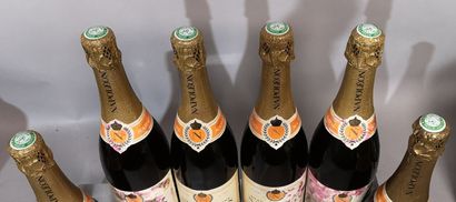 null 6 bouteilles CHAMPAGNE Ch. & A. PRIEUR Brut "Napoléon" A VENDRE EN L'ETAT.