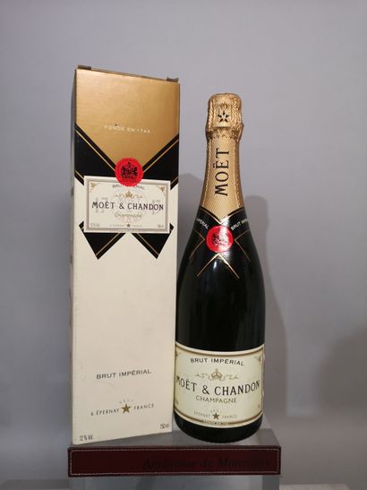 null 1 bottle CHAMPAGNE MOET & CHANDON Brut Impérial In individual case.