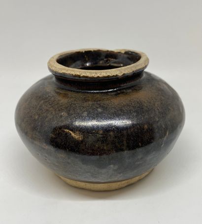 null VASE
in stoneware with a spherical body on a small annular heel and a round...