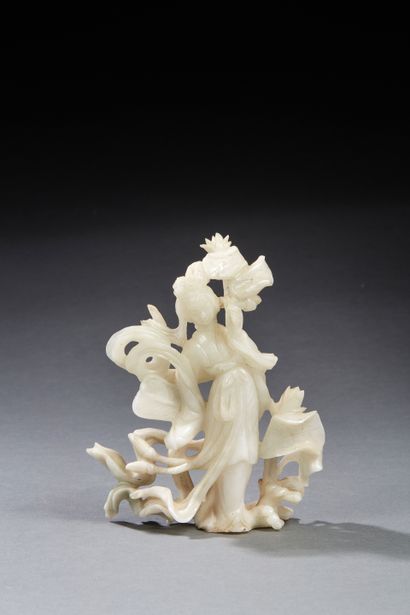 null CHINE
Sculpture en pierre dure figurant la déesse Guan Yin.
H. : 14 cm.
(ma...