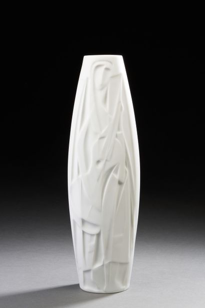 null ROSENTHAL Studio
VASE en porcelaine "Le joueur de luth", designé par Timo SARPANEVA....