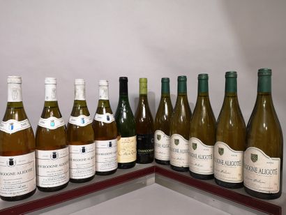 11 bouteilles VINS BLANCS DIVERS Années 2000...