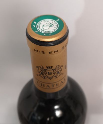 null 1 bouteille Château HAUT BATAILLEY - 5ème Gcc Pauillac 2000 Etiquette légérement...