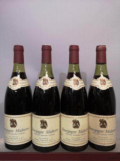 null 4 bouteilles BOURGOGNE MALTERRE - Ch. PARRISOT NEG. 1978 Niveaux bas, un bochon...