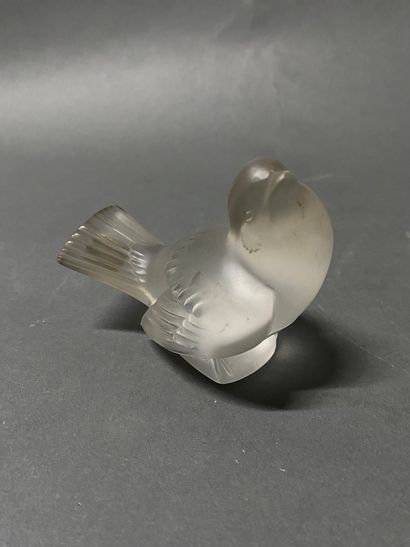 LALIQUE France
Oiseau
H : 8,5 cm