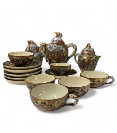 null Sazuma earthenware tea service with dragon-shaped handles and dignitary decoration,...