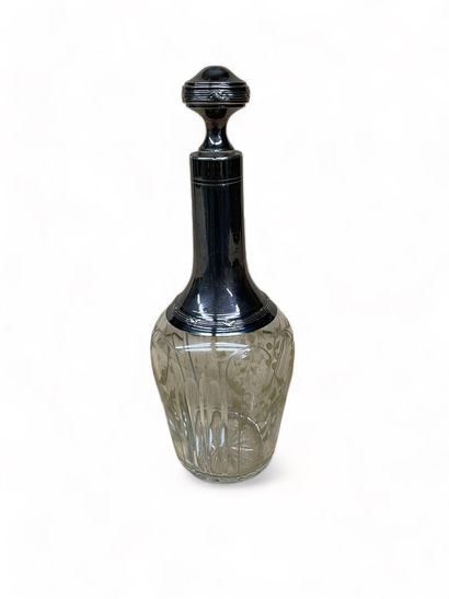 null Carafe with cut crystal silver frame
Minerve hallmark
Weight : 753 gr
Height...