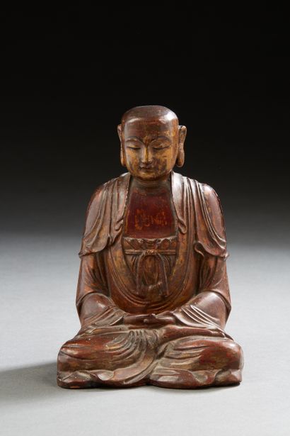 null Chine du Sud XVIIIe siècle, 
Statuette en bois laqué et doré représentant le...