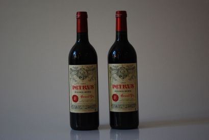 null Deux bouteilles de Petrus 1994, Pomerol