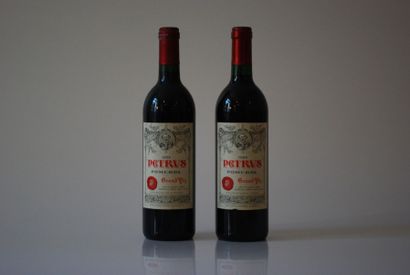 null Deux bouteilles de Petrus 1989, Pomerol