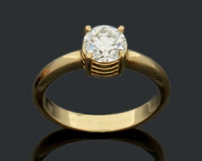 null Bague en or jaune (18k) sertie d'un diamant de taille brillant (poids: 1,60...